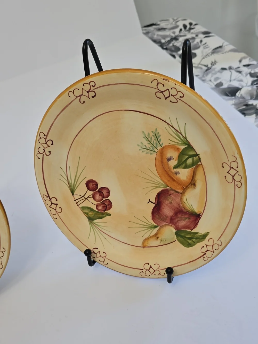 NWT Crate & Barrel Set Of 3 Winter Orchard Salad Saucer Plates 8